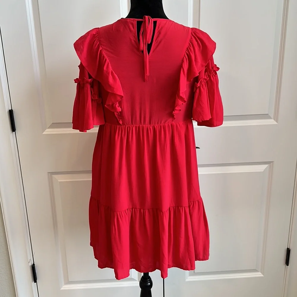Who What Wear Red Ruffled Statement Sleeves, Tiered Dress - Picture 4 of 6